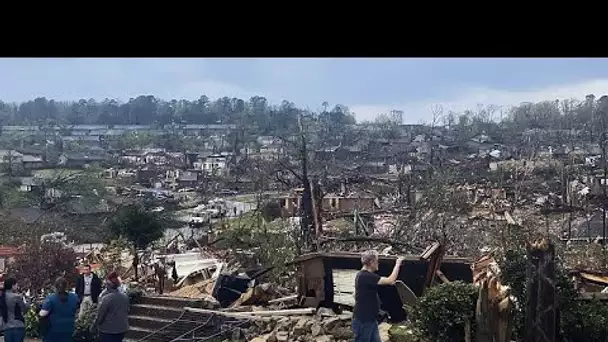 Au moins quatre morts après une tornade en Arkansas et des orages dans l'Illinois