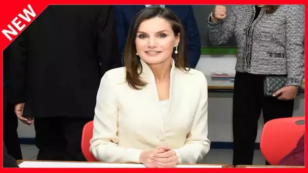 ✅  Felipe et Letizia d’Espagne pressés de se débarrasser de Juan Carlos