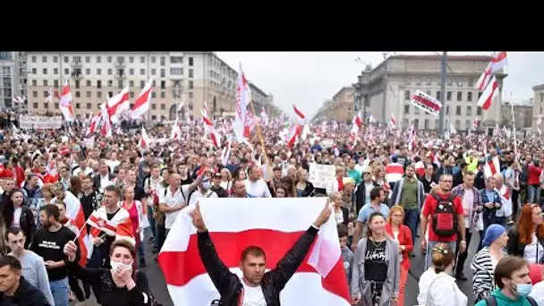 Biélorussie : des dizaines de milliers de manifestants à Minsk