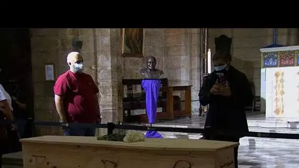 Le cercueil de Desmond Tutu repose dans la cathédrale Saint Georges