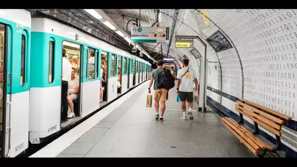 À la RATP, les animateurs des fêtes de fin d'année ont l'interdiction de souhaiter un «Joyeux Noë…