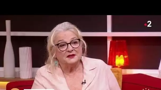 "J'ai rien à foutre !" : la réponse très cash de Josiane Balasko à Julia Vignali !