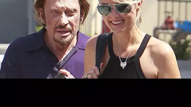 Johnny Hallyday, un nouveau mensonge révélé : ce coup de main à un proche qu’il cachait à Laeticia