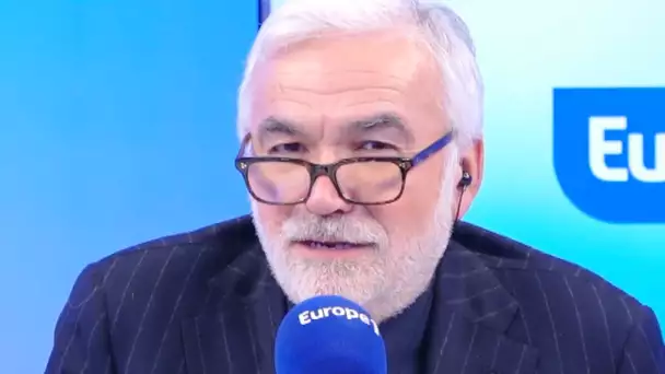 Pascal Praud et vous - "Vivre en tant qu'Arabe en France c'est très compliqué" témoigne Aziz