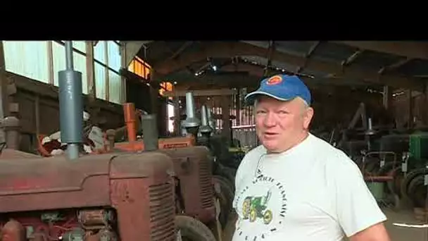 Un passionné d&#039;anciens tracteurs ouvre ses portes