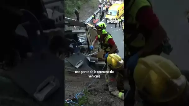 Un bus se renverse en Espagne et fait plus de 40 blessés