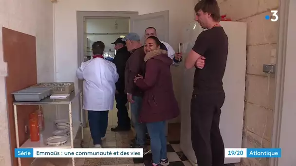 Série "Communauté Emmaus à Rochefort" (n°2) :  le déjeuner en commun