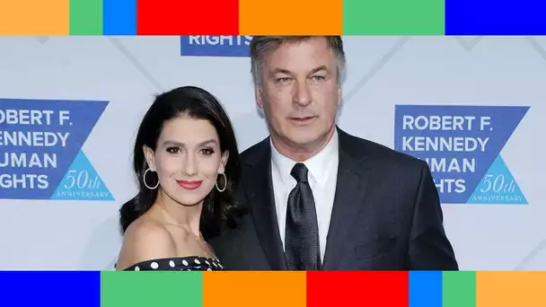 Tir mortel d'Alec Baldwin : sa femme, Hilaria, balance sa théorie