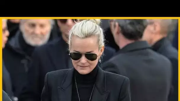 Laeticia Hallyday suscite peu d'empathie chez les fans de Johnny à la Madeleine