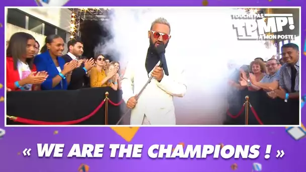 Cyril Hanouna chante "We are the Champions"