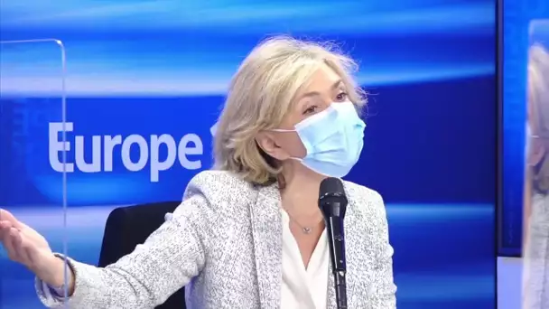 Valérie Pécresse "favorable à la protection des frontières terrestres par des grillages et des murs"