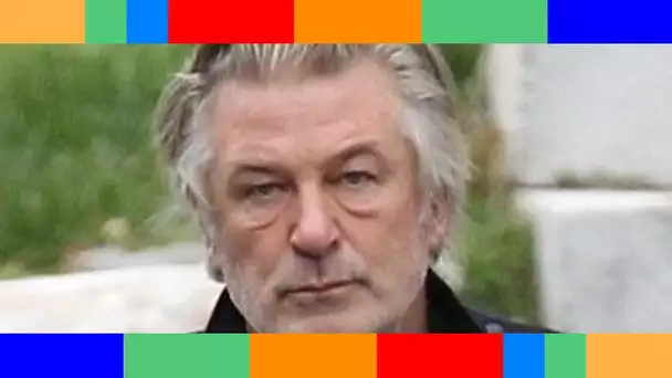 ✟  Tir mortel d'Alec Baldwin : sa femme, Hilaria, craint qu'il développe un stress post-traumatique