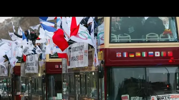 Organisation, colonies de vacances, prime... Des policiers manifestent à Paris en vue des Jeux ol…