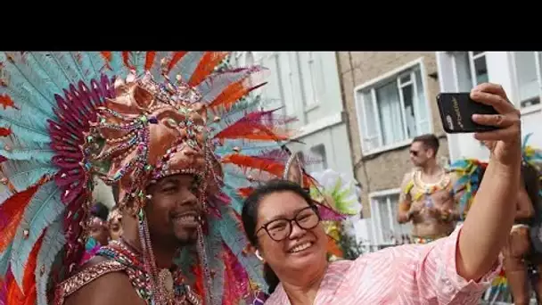 [No Comment] Le carnaval de Notting Hill fait de nouveau vibrer l'Ouest Londonien