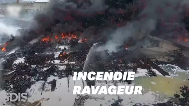 L'incendie de l'usine Lubrizol à Rouen vu du ciel grâce à un drone