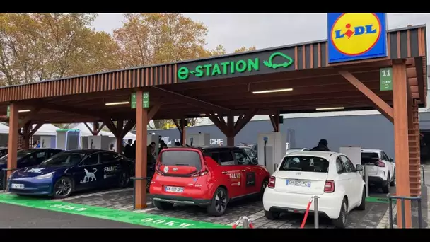 «Ils ont des tarifs Lidl» : le géant du hard-discount lance sa première «e-station»