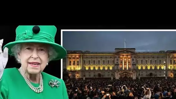 Décès de la reine Elizabeth II: les Britanniques s'unissent dans le chagrin alors que le roi Charles