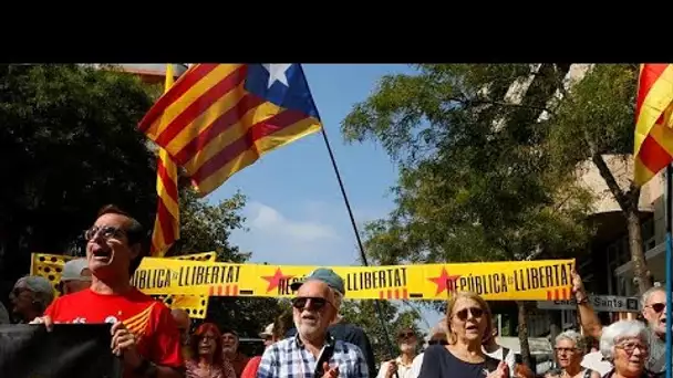 Les Catalans manifestent deux ans après le référendum d'autodétermination