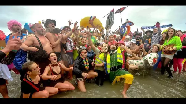 "Elle est bonne" : à Dunkerque, les Givrés se baignent dans une eau glacée pour le 1er janvier