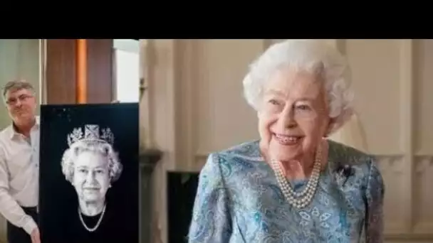 Le photographe de la reine dit qu'un simple "chuchotement à l'oreille de Sa Majesté" a assuré un por