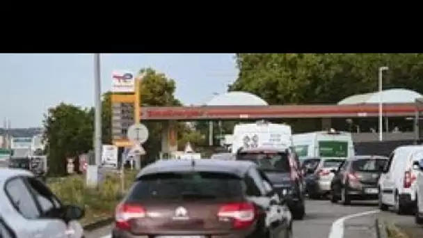 Pénurie carburant : des améliorations dans les zones tendues, la situation se dégrade à l'ouest