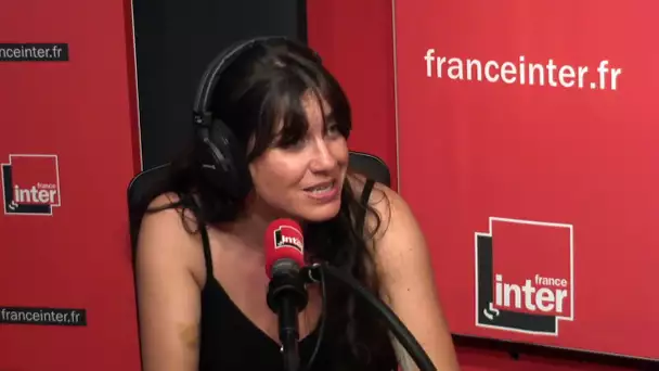 Amandine Crambes répond aux questions de Mathilde Munos