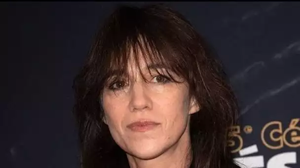 "Au moins les choses sont dites..." : Charlotte Gainsbourg évoque ses rapports...