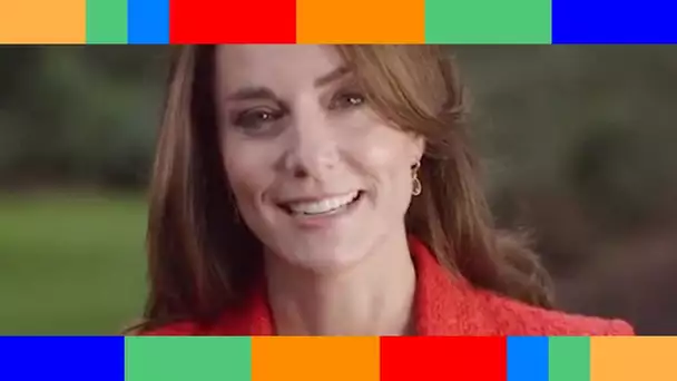 Kate Middleton ressort à bon escient sa veste rouge fétiche pas chère dans sa dernière vidéo