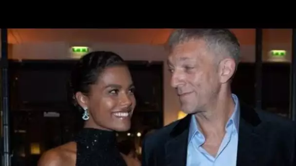 PHOTO Tina Kunakey éblouissante dans un haut transparent, Vincent Cassel sous le charme