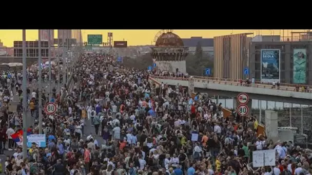 Manifestations fleuve en Serbie contre le gouvernement d'A.Vucic