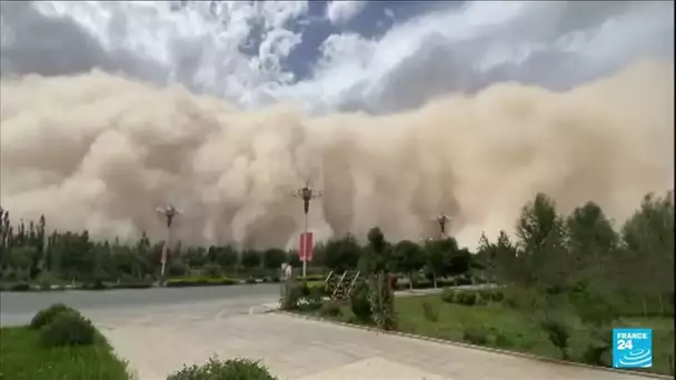 Tempête de sable en Chine : une ville engloutie par la poussière • FRANCE 24