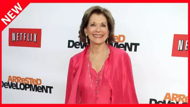 ✅  Mort de Jessica Walter, star de la série « Arrested Development », à 80 ans