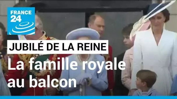 Jubilé de la reine : la famille royale salue la Royal Air Force pour les 70 ans de règne d'Elizabeth