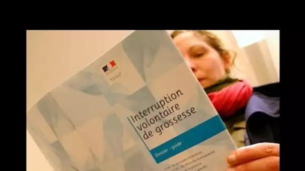 En France, l'allongement des délais pour avorter toujours en suspens