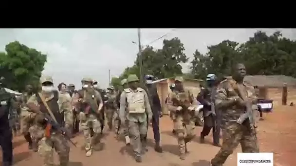 L'armée face aux rebelles en Centrafrique, l'exode en Tunisie et le déminage au Kurdistan irakien