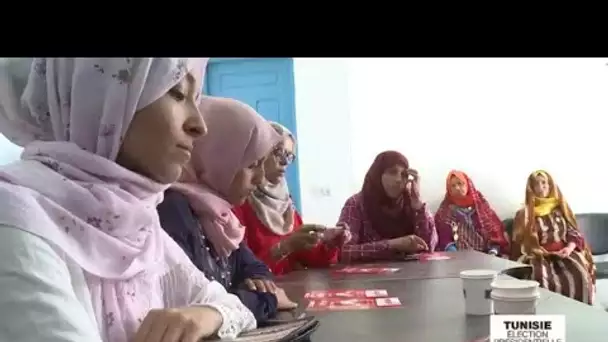 Élection présidentielle : mobiliser les électrices tunisiennes, l'un des enjeux du scrutin (2/4)