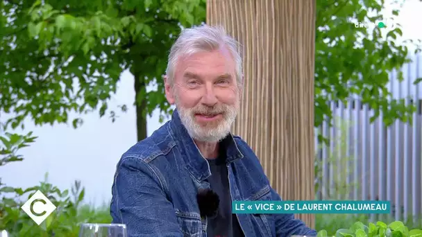 Laurent Chalumeau dans la peau d’une femme - C à Vous - 08/06/2021