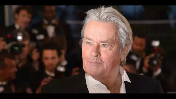 Les enfants d'Alain Delon portent plainte pour «harcèlement moral» contre sa dame de compagnie