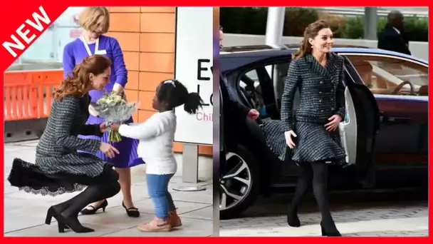 ✅  Kate Middleton reste polie et gracieuse, malgré une allusion très gênante