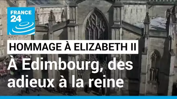 Mort d'Elizabeth II : une foule compacte devant la cathédrale Saint-Gilles à Edimbourg