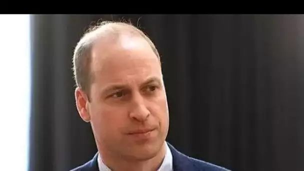 Le prince William laisse les fans royaux en larmes alors qu'il tient sa promesse à un écolier en deu