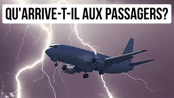 Que se Passe-t-il Quand un Éclair Frappe un Avion