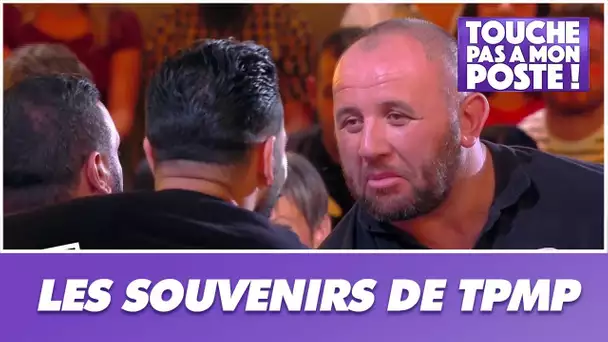 Adil Rami affronte les chroniqueurs de TPMP au bras de fer