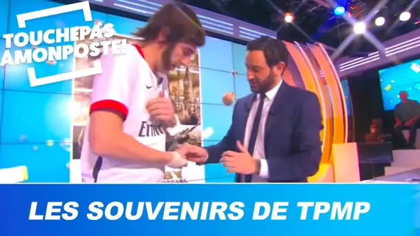 Sacha Baron Cohen menottait Cyril Hanouna - Les souvenirs de TPMP