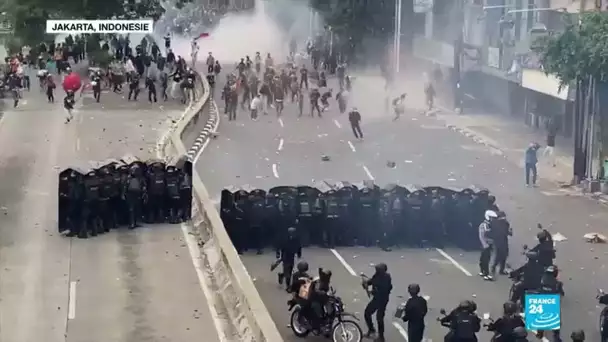 Indonésie: affrontements et incendies dans des manifestations contre une loi sur le travail