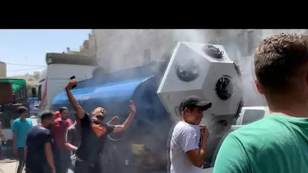 Canicule en Jordanie : à Amman, de l'eau pulvérisée dans la rue