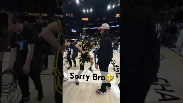 Stephen Curry & His Brother-In-Law Damion Lee After Steph’s Clutch Shot! 🤣🤝| #Shorts