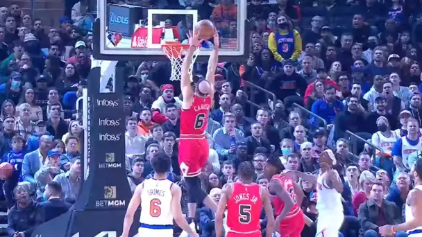 Alex Caruso Get Up For The Oop In MSG!