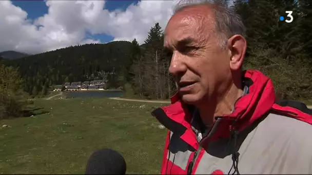 Une soixantaine d&#039;handicapés font du sport de pleine nature au lac de Payolle