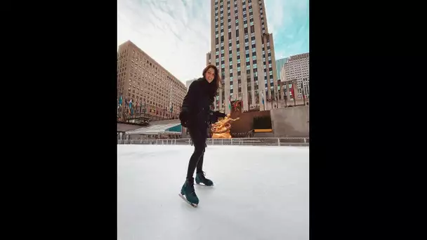 Iris Mittenaere, radieuse et amoureuse pour une balade en patins en plein New York